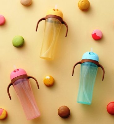 Pigeon贝亲大容量婴幼儿童训练吸管杯企鹅杯 330ml 三色可选